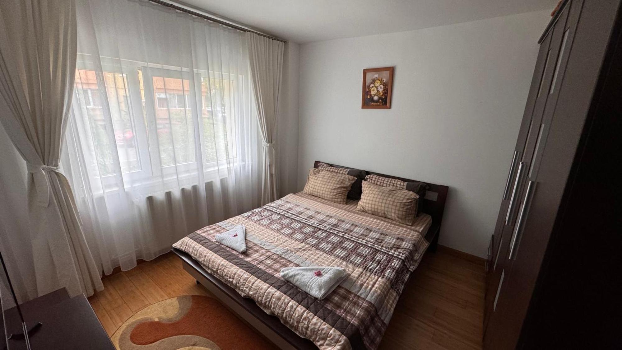 Apartament 3 Camere Otopeni Exterior photo